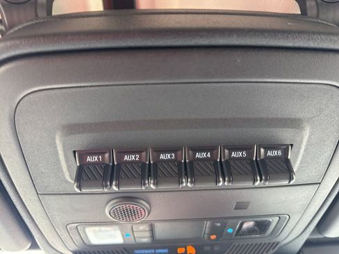 New 2026 Ford Bronco Badlands AWD/4WD image 19