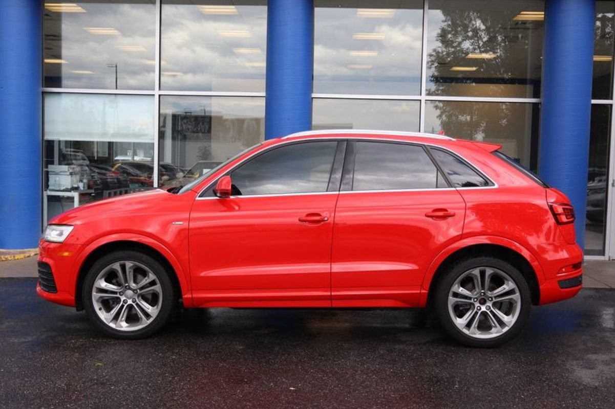 Used 2016 Audi Q3 2.0T Prestige w/ Prestige Package AWD/4WD image 2