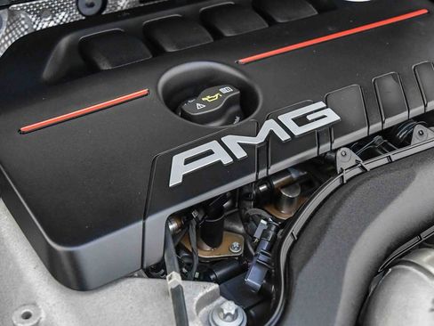 Used 2024 Mercedes-Benz GLA 35 AMG 4MATIC image 45