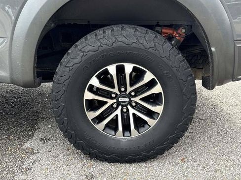 Certified 2020 Ford F150 Raptor w/ Equipment Group 802A Luxury AWD/4WD image 4