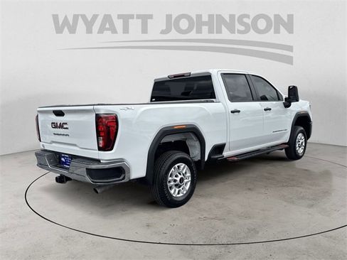 Used 2024 GMC Sierra 2500 Pro image 5