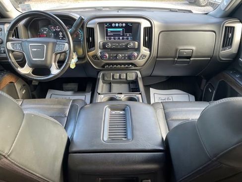 Used 2019 GMC Sierra 3500 Denali w/ Duramax Plus Package image 12