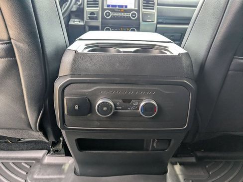Used 2021 Ford Expedition XLT image 17