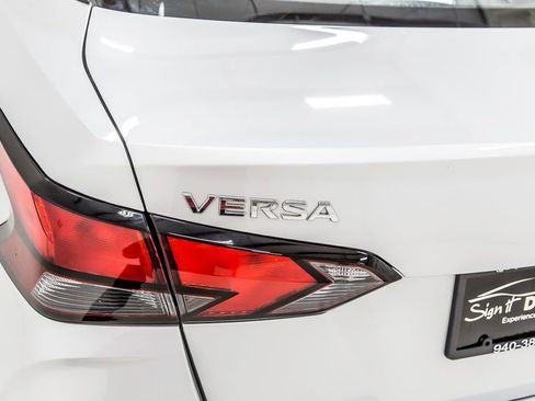 Used 2023 Nissan Versa S w/ Trunk Package image 11