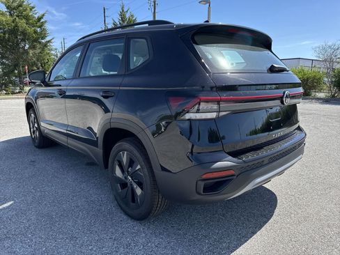 Used 2026 Volkswagen Taos S FWD image 4
