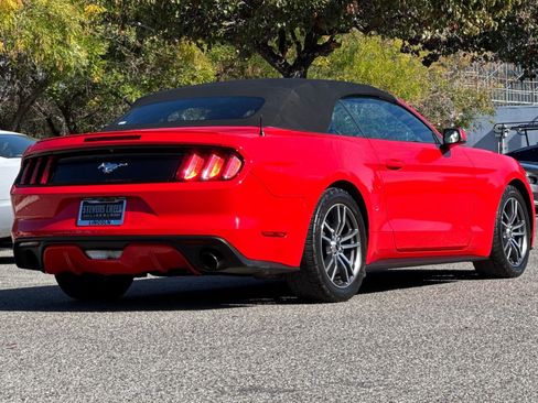 Used 2017 Ford Mustang Premium image 4