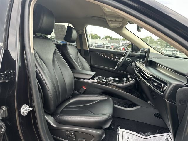 Used 2023 Lincoln Nautilus AWD w/ Premium Package image 27