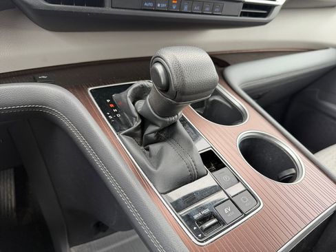 Used 2022 Toyota Sienna LE image 21