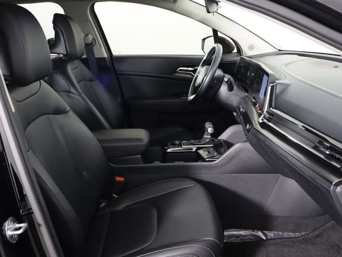 Used 2024 Kia Sportage EX FWD image 18