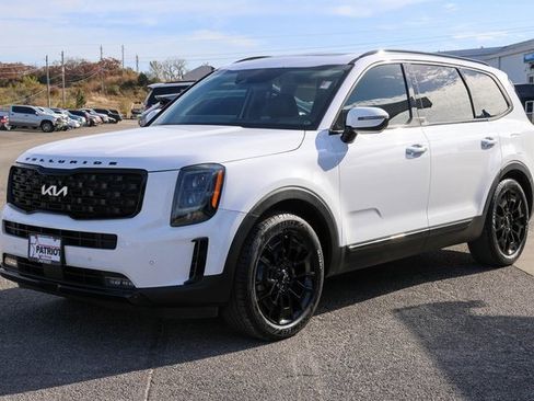 Used 2022 Kia Telluride SX w/ SX Prestige Package image 6