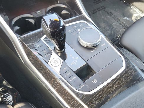 Used 2022 BMW 330i xDrive Sedan w/ Convenience Package image 19