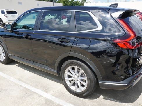 Used 2024 Honda CR-V EX-L image 8