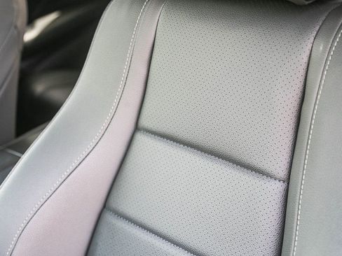 Certified 2024 Mercedes-Benz GLS 450 4MATIC image 23