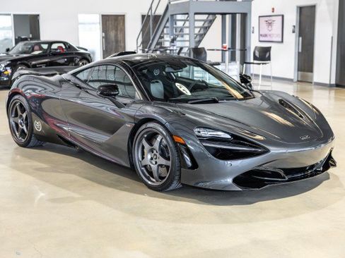 Used 2021 McLaren 720S Performance RWD image 31