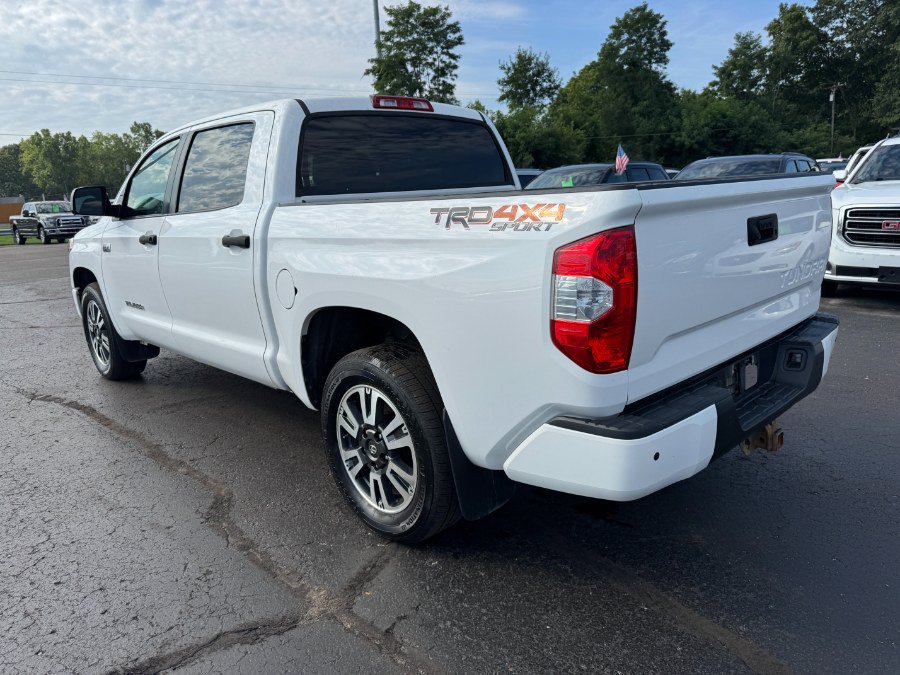 Used 2018 Toyota Tundra SR5 AWD/4WD image 3