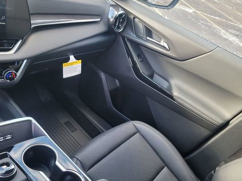 New 2026 Chevrolet Equinox LT w/ Convenience Package II image 21