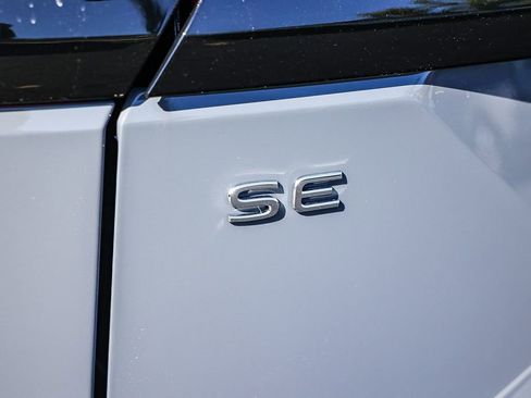 New 2026 Volkswagen Atlas Peak Edition image 10