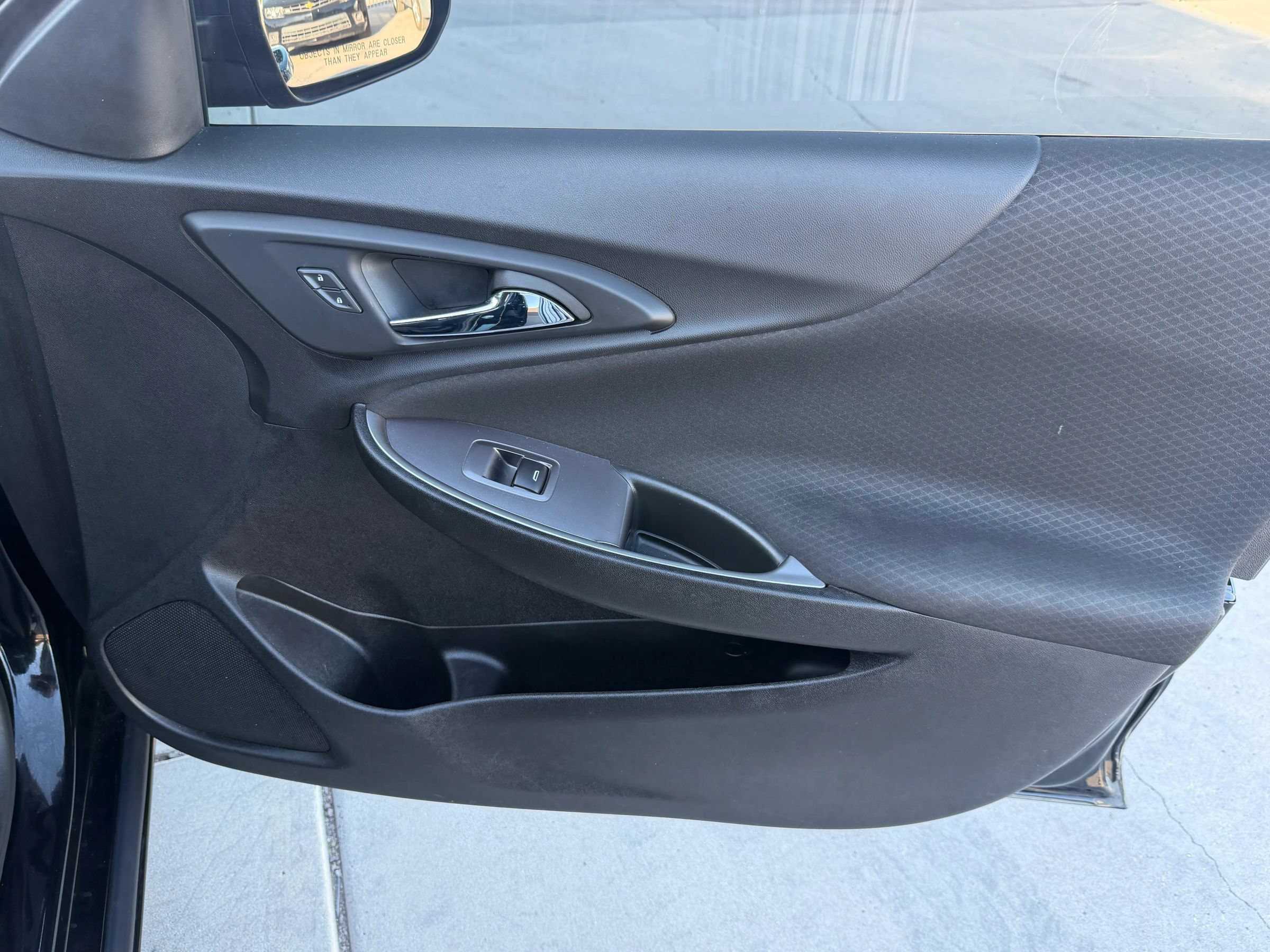 Used 2022 Chevrolet Malibu LT FWD image 16