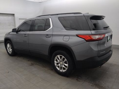 Used 2021 Chevrolet Traverse LT FWD image 3