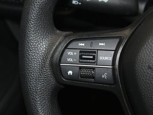 Used 2023 Honda HR-V LX image 19