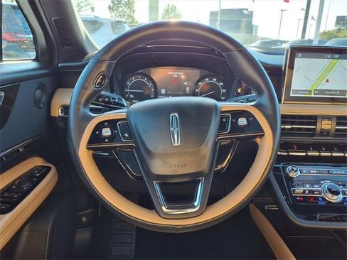 Used 2020 Lincoln Corsair Reserve w/ Equipment Group 201A image 12