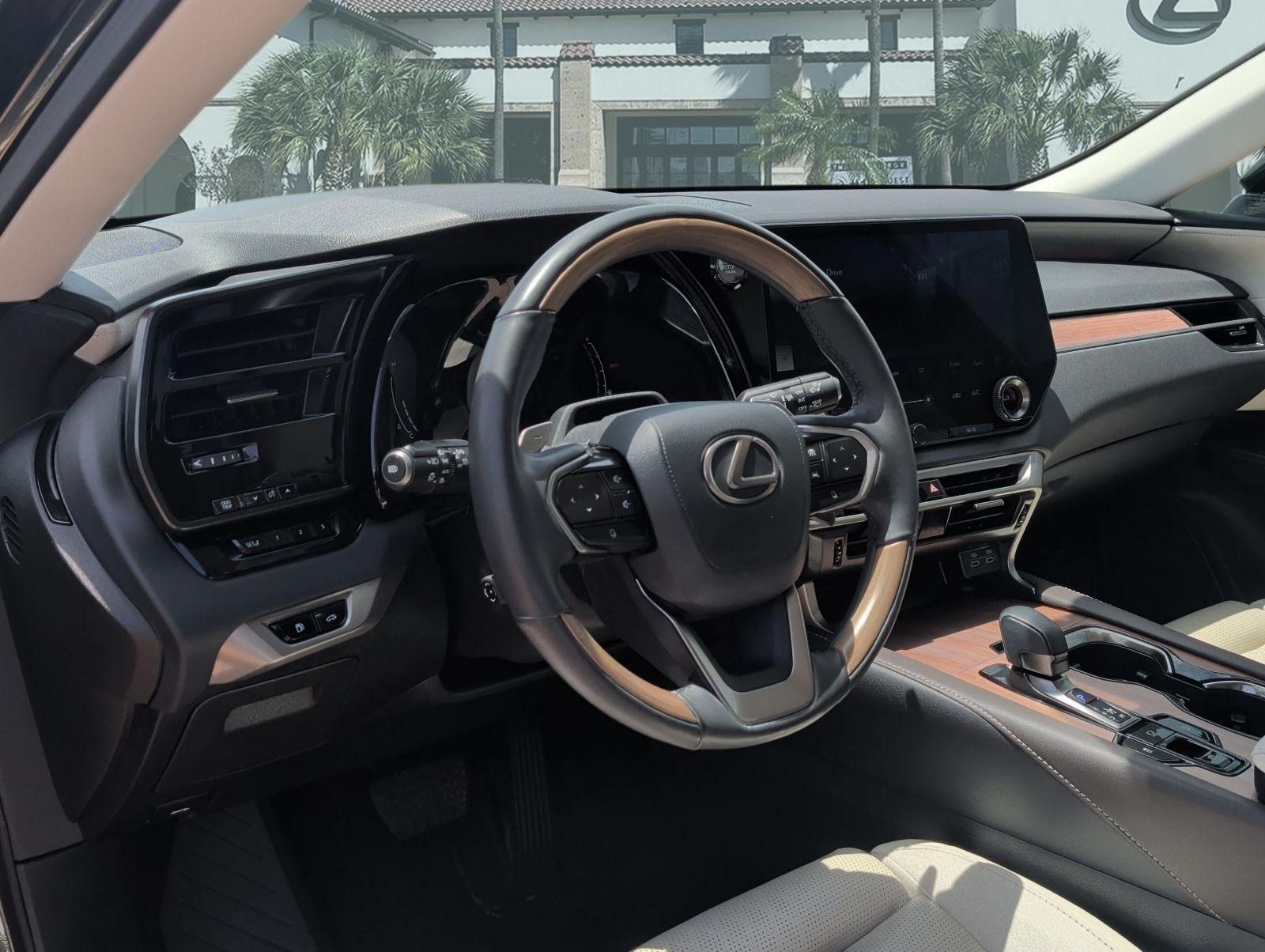 Used 2023 Lexus RX 350 FWD w/ Accessory Package image 12