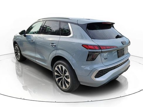 New 2026 Audi Q3 quattro 2.0T AWD/4WD image 3