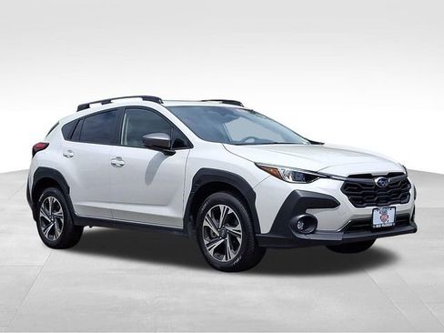 Used 2025 Subaru Crosstrek 2.0i Premium AWD/4WD image 1