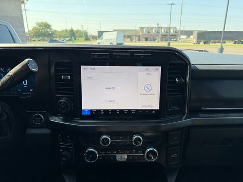 Used 2024 Ford F350 Lariat w/ Lariat Ultimate Package AWD/4WD image 13