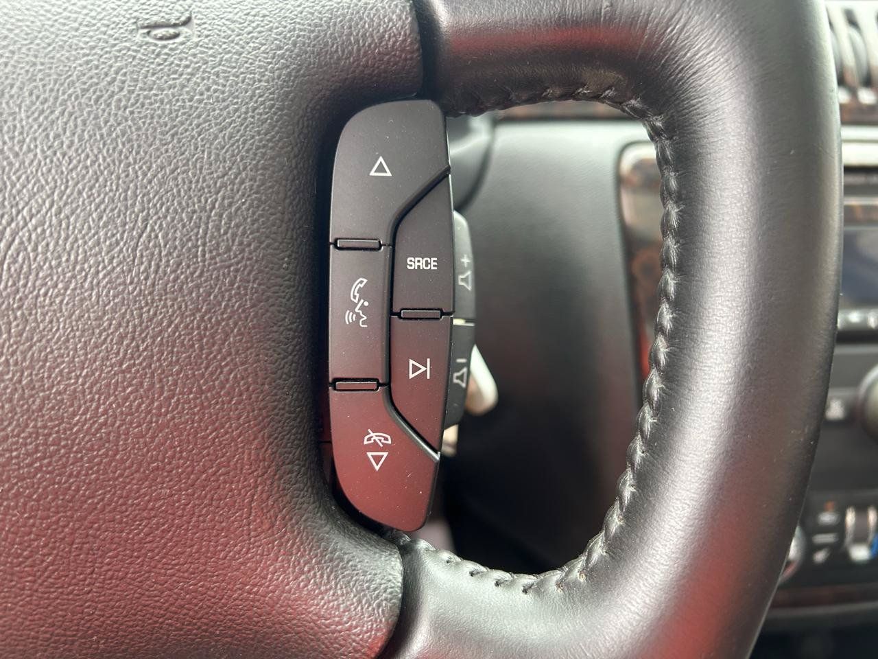 Used 2013 Chevrolet Impala LTZ FWD image 18