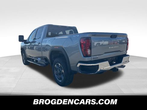 New 2026 GMC Sierra 2500 SLE w/ SLE Value Package; image 5