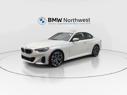 New 2026 BMW 230i xDrive Coupe w/ Premium Package AWD/4WD image 9