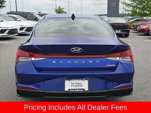 Certified 2023 Hyundai Elantra Limited FWD image 4
