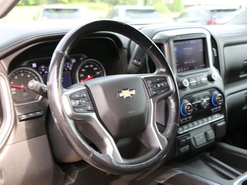 Used 2019 Chevrolet Silverado 1500 LTZ w/ LTZ Premium Package AWD/4WD image 19
