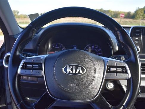 Used 2020 Kia Telluride LX image 26