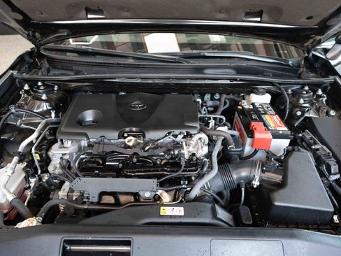 Used 2024 Toyota Camry SE w/ Cold Weather Package image 30