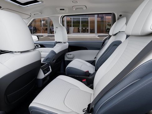 New 2026 Kia Carnival SX Prestige FWD image 20