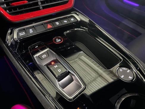 Used 2023 Audi RS e-tron GT image 40