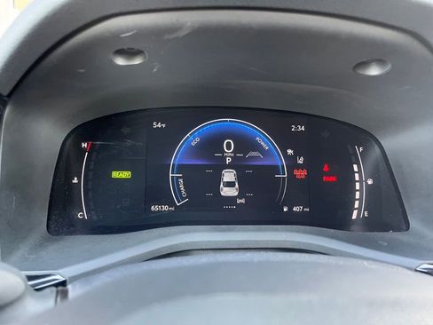 Used 2025 Toyota Camry LE FWD image 18