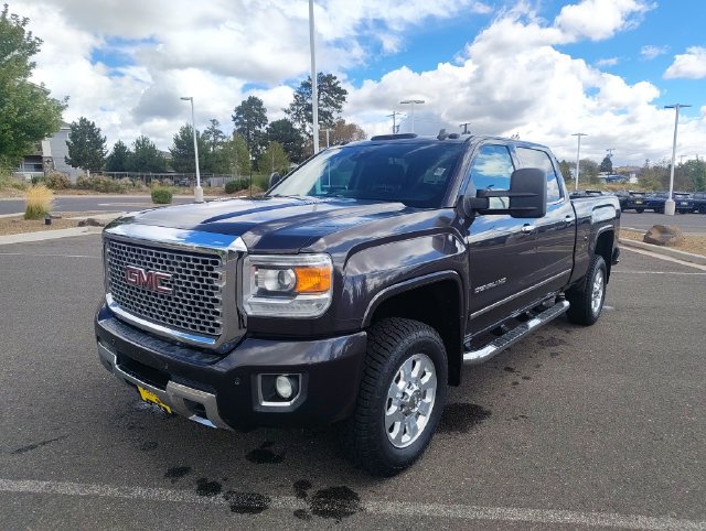 Used 2015 GMC Sierra 3500 Denali w/ Duramax Plus Package AWD/4WD image 7