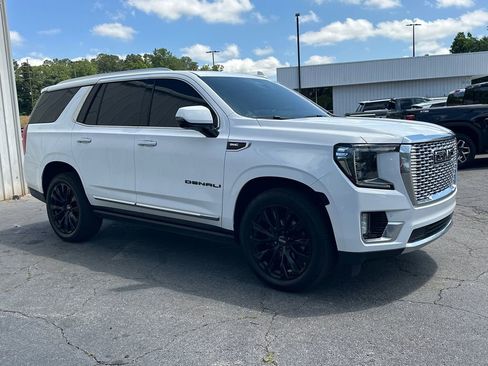 Used 2022 GMC Yukon Denali w/ Max Trailering Package AWD/4WD image 4