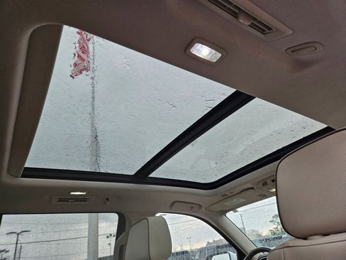 Used 2021 GMC Yukon Denali w/ Denali Premium Package image 31