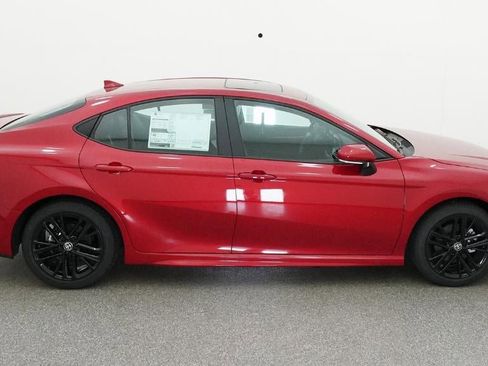 New 2026 Toyota Camry SE image 11