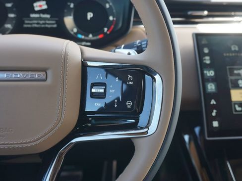 New 2025 Land Rover Range Rover Sport Dynamic SE image 13