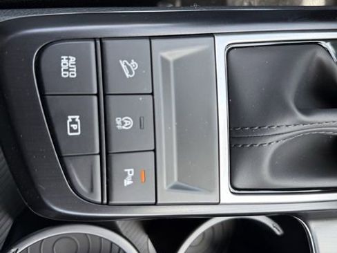 New 2026 Kia Sportage LX FWD image 27