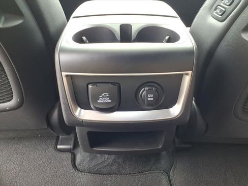Used 2025 Kia Carnival SX Prestige FWD image 22