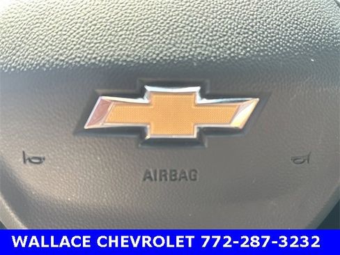 Certified 2025 Chevrolet Traverse LT image 23