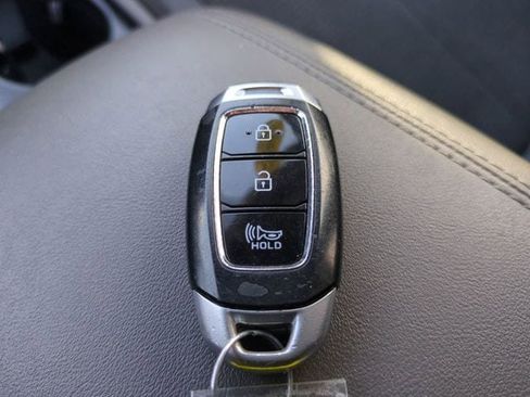 Used 2020 Hyundai Santa Fe SEL AWD/4WD image 28