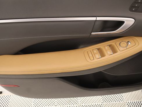 Used 2021 Hyundai Sonata Limited FWD image 17