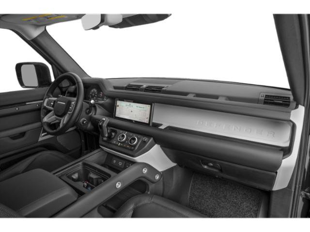 Used 2024 Land Rover Defender 90 V8 AWD/4WD image 15